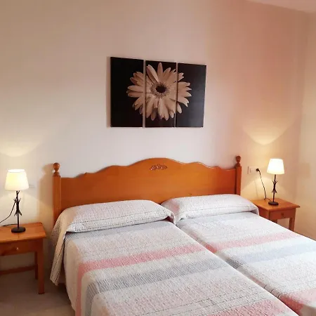 Apartamentos Biniforcat Cb *