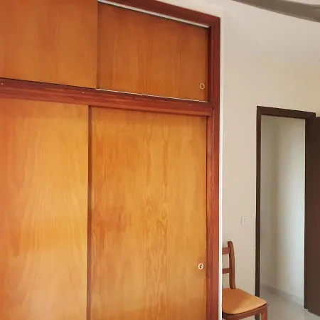Apartamentos Biniforcat Cb * カラ・エン・フォルカト